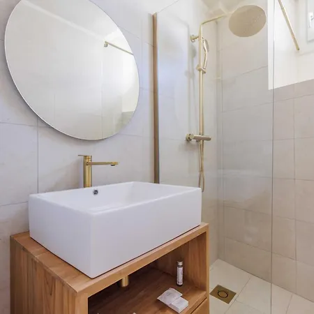 Colourful Oasis Heart Of Rive Gauche - Bon Marche Apartman