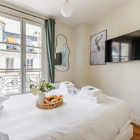 Colourful Oasis Heart Of Rive Gauche - Bon Marche Apartman